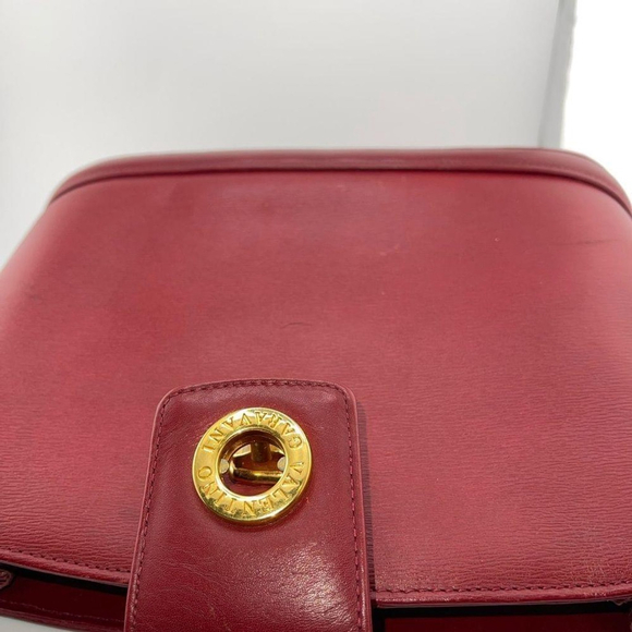 ❤️Valentino Garavani Red Leather Crossbody - Picture 4 of 9